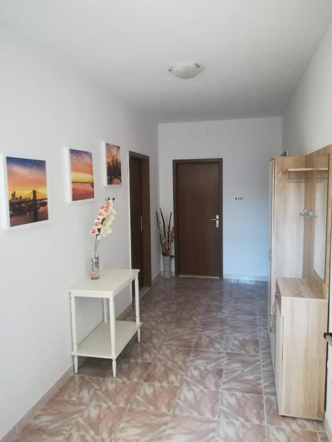 Apartment Ruby Подстрана Екстер'єр фото