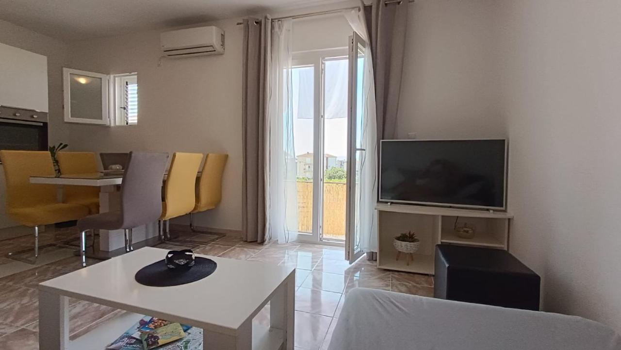 Apartment Ruby Подстрана Екстер'єр фото