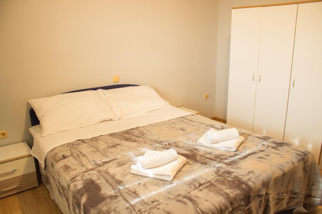 Apartment Ruby Подстрана Екстер'єр фото