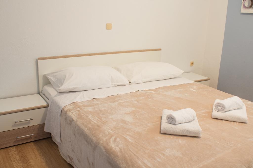 Apartment Ruby Подстрана Екстер'єр фото